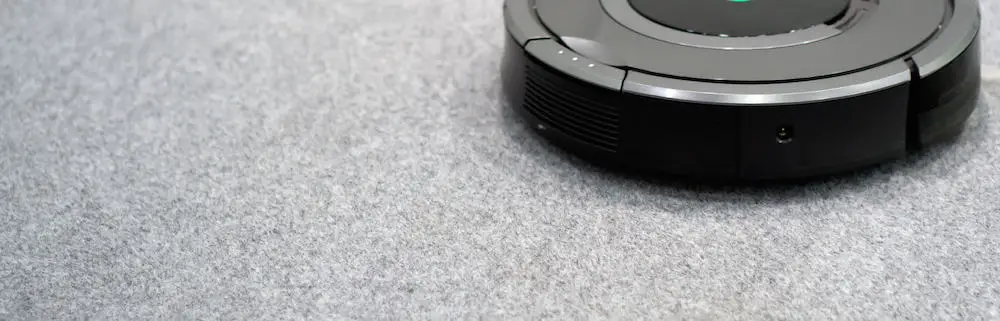 roomba 960 on floor