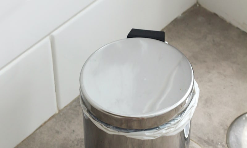 trash can dog-proof lid design